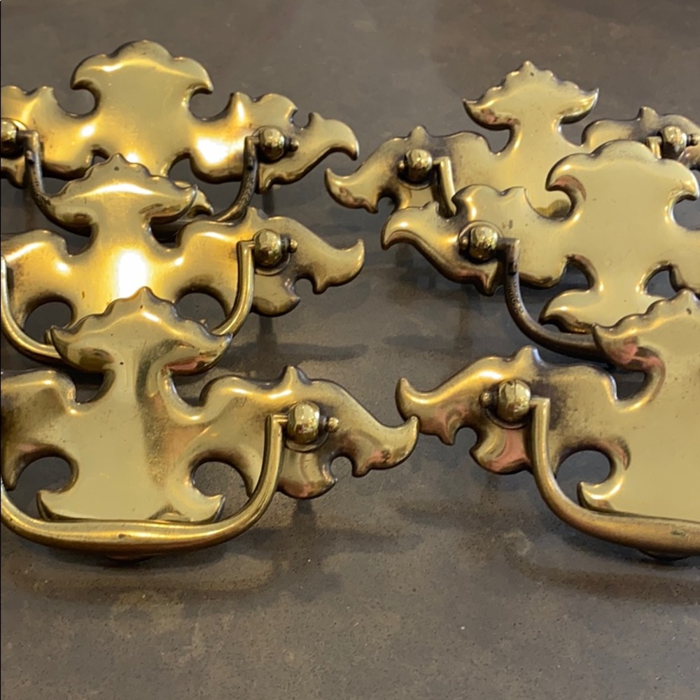 Cabinet handles